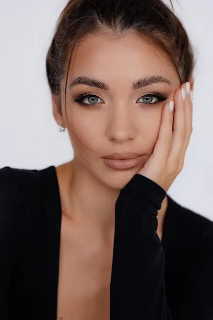 MCoBeauty Sculpt & Set Duo - Light/Medium